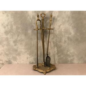 Fireplace Servant In Bronze And Brass Including A 19th Century Shovel And Tongs 