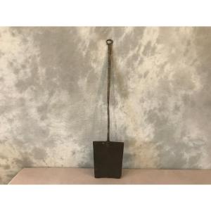 Gande Flat Shovel In Wrought Iron From 19th Century 