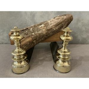 Petits chenets anciens en laiton d’époque 19 ème Louis Philippe 