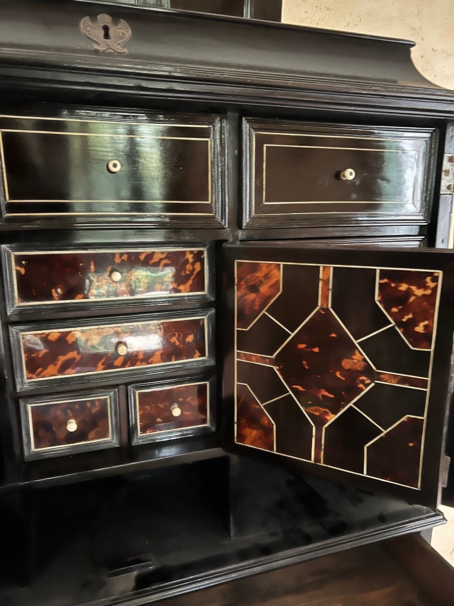Cabinet In Ebony Veneer And Ivory Fillets-photo-3