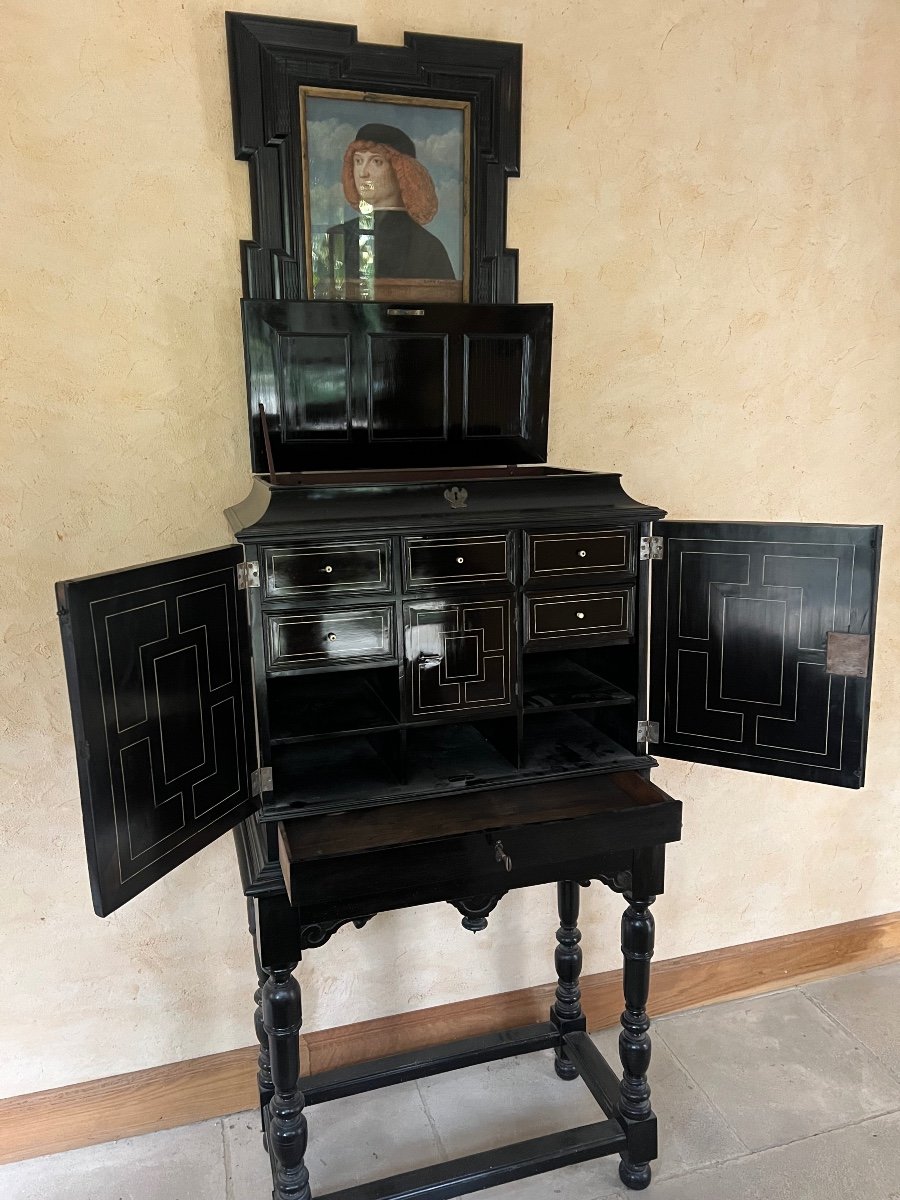 Cabinet In Ebony Veneer And Ivory Fillets-photo-4