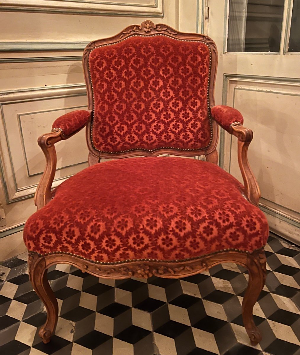 Fauteuil D'époque A Dos Plat Signé Falconet 