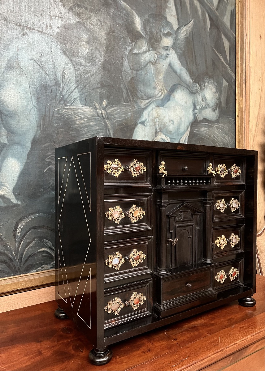 Cabinet à décor de pierres dures et bois noirci 17 eme siècle -photo-4