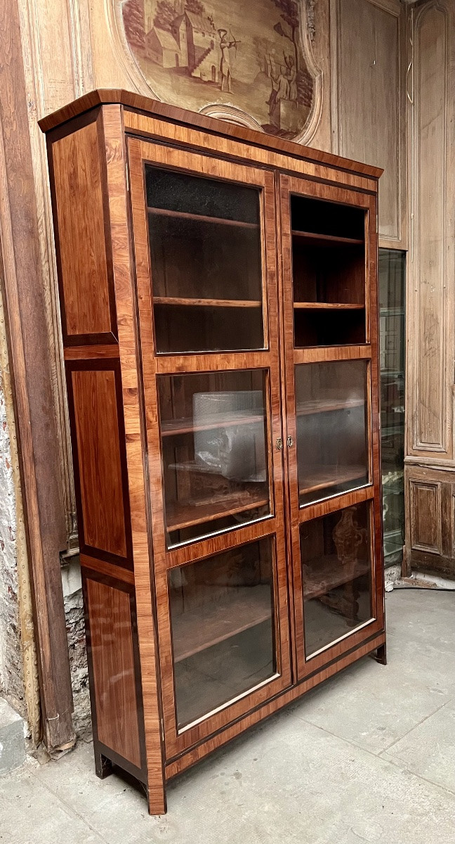 Exceptionnelle Vitrine de Bibliothèque en Marqueterie de Bois de Rose - Époque XVIlle-photo-3
