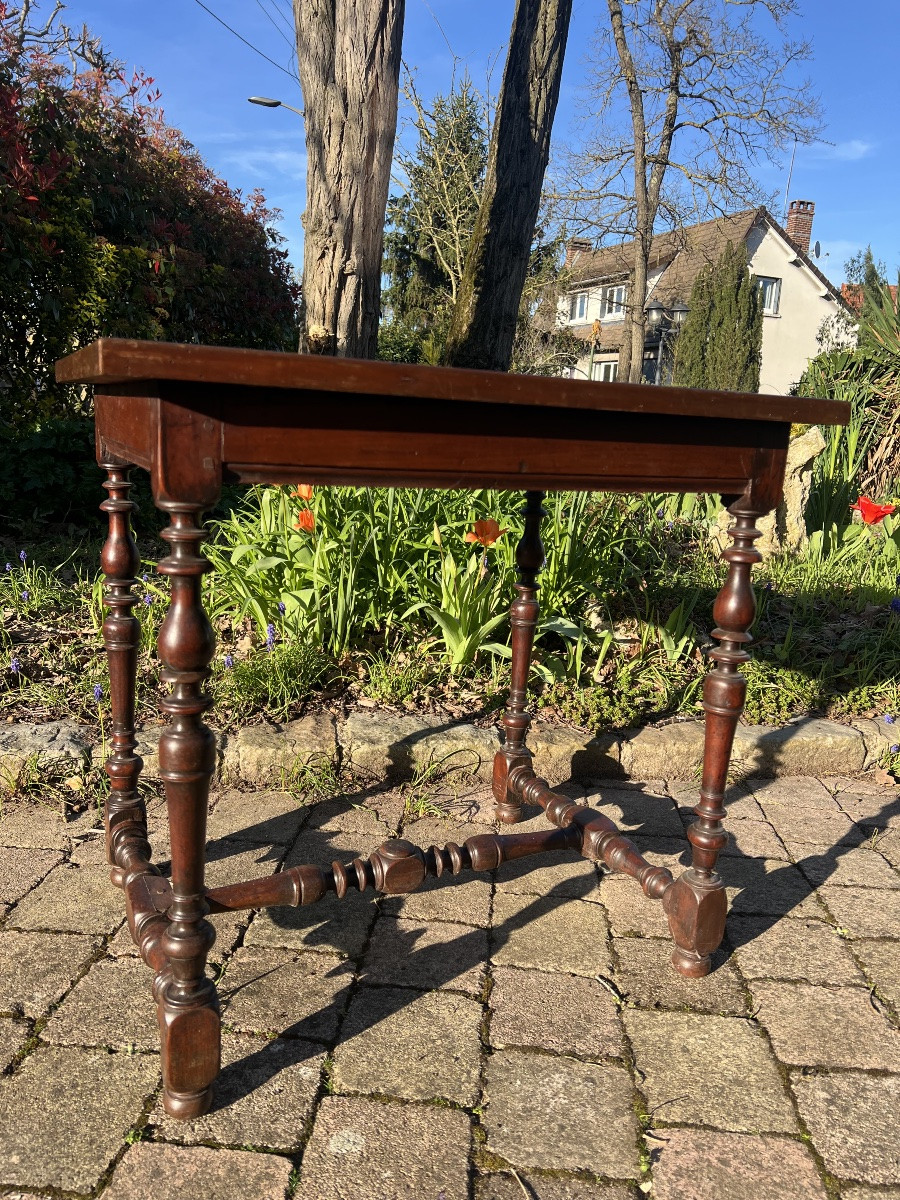 17th Century French Side Table In Burgundy Walnut, Endowed With Cordough Leather-photo-4