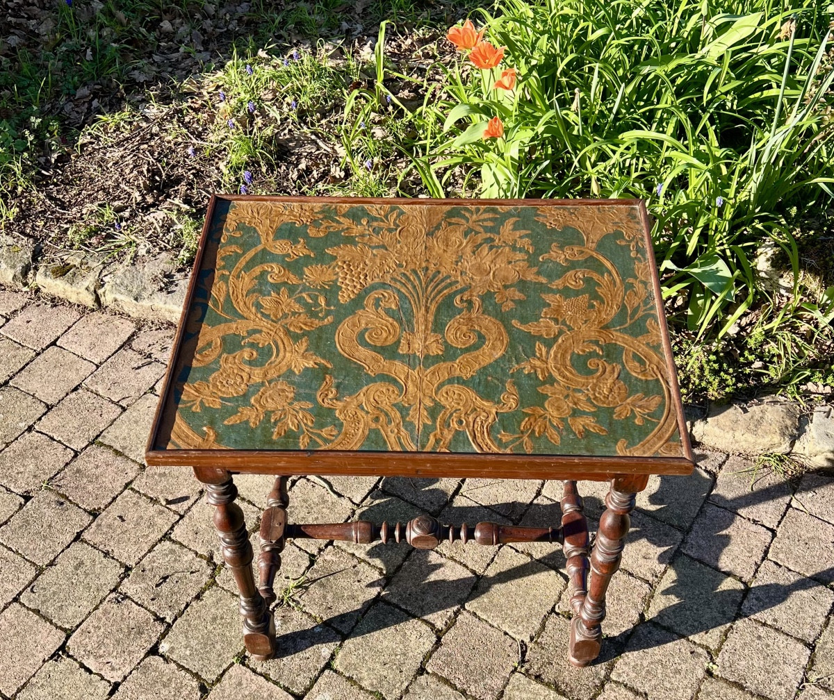 17th Century French Side Table In Burgundy Walnut, Endowed With Cordough Leather