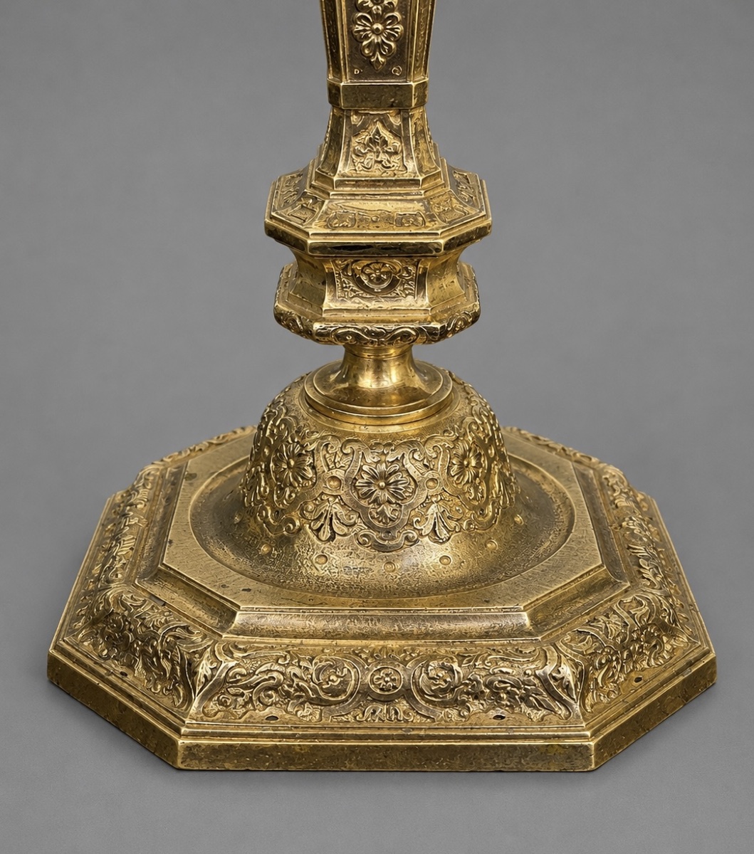 Regence-style Candlesticks In Gilded Bronze -photo-2