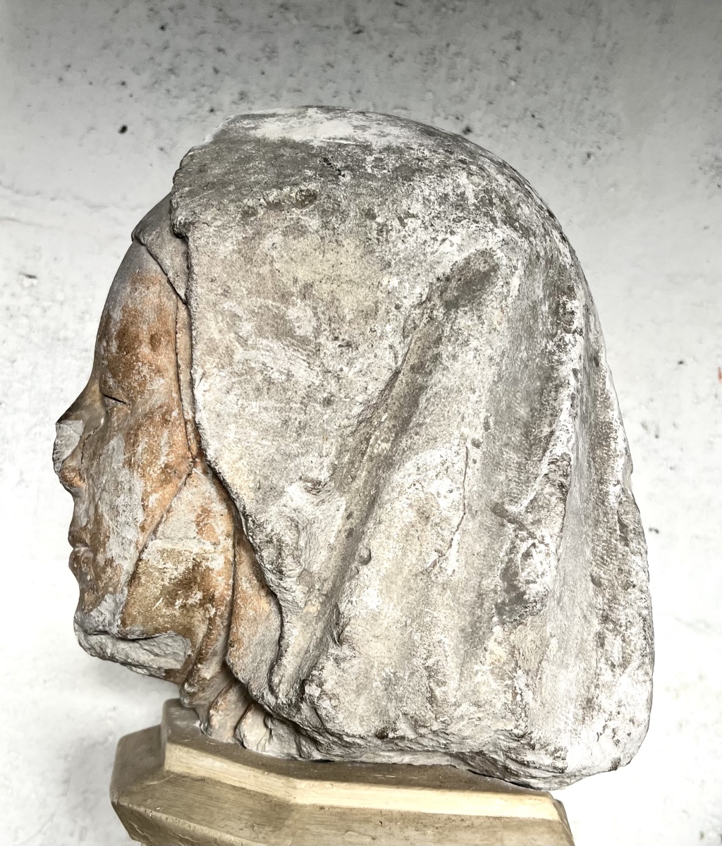 Exceptionnelle tête de religieuse – France, XVe siècle-photo-2