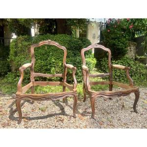 Paire de fauteuils Louis XV en noyer, estampillés Nadal – XVIIIe siècle