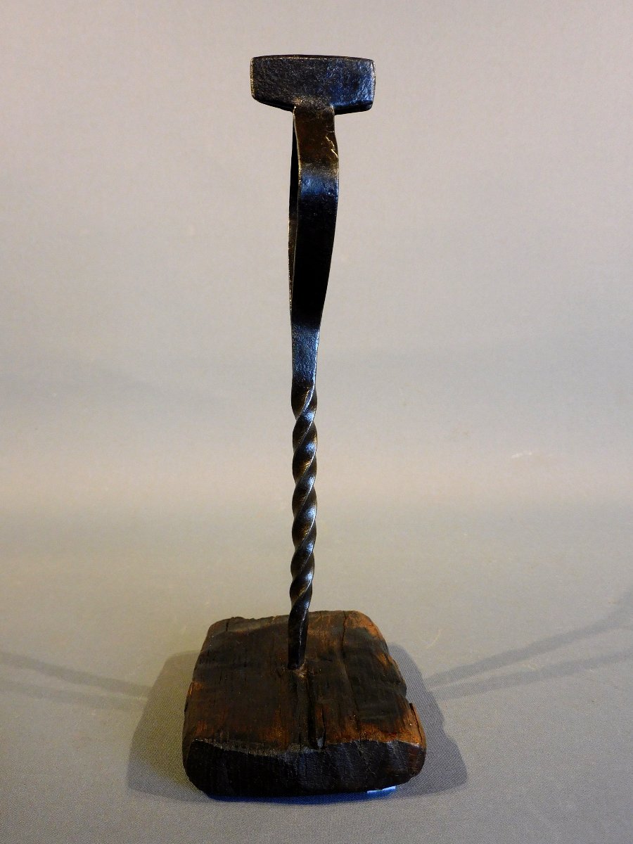 Resin Maker Iron Chip Holder 18th Century-photo-3