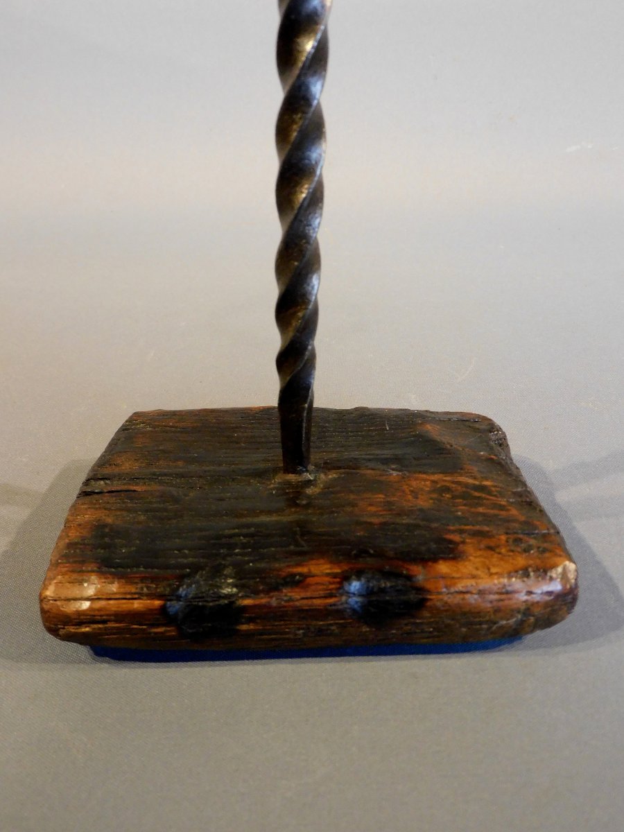 Resin Maker Iron Chip Holder 18th Century-photo-5
