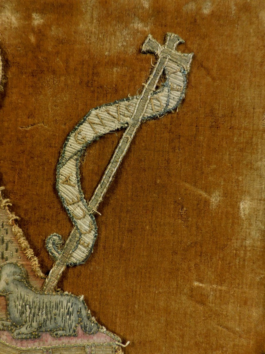 Broderie Jean-Baptiste avec l'agneau de Dieu XVIIIe siècle-photo-1