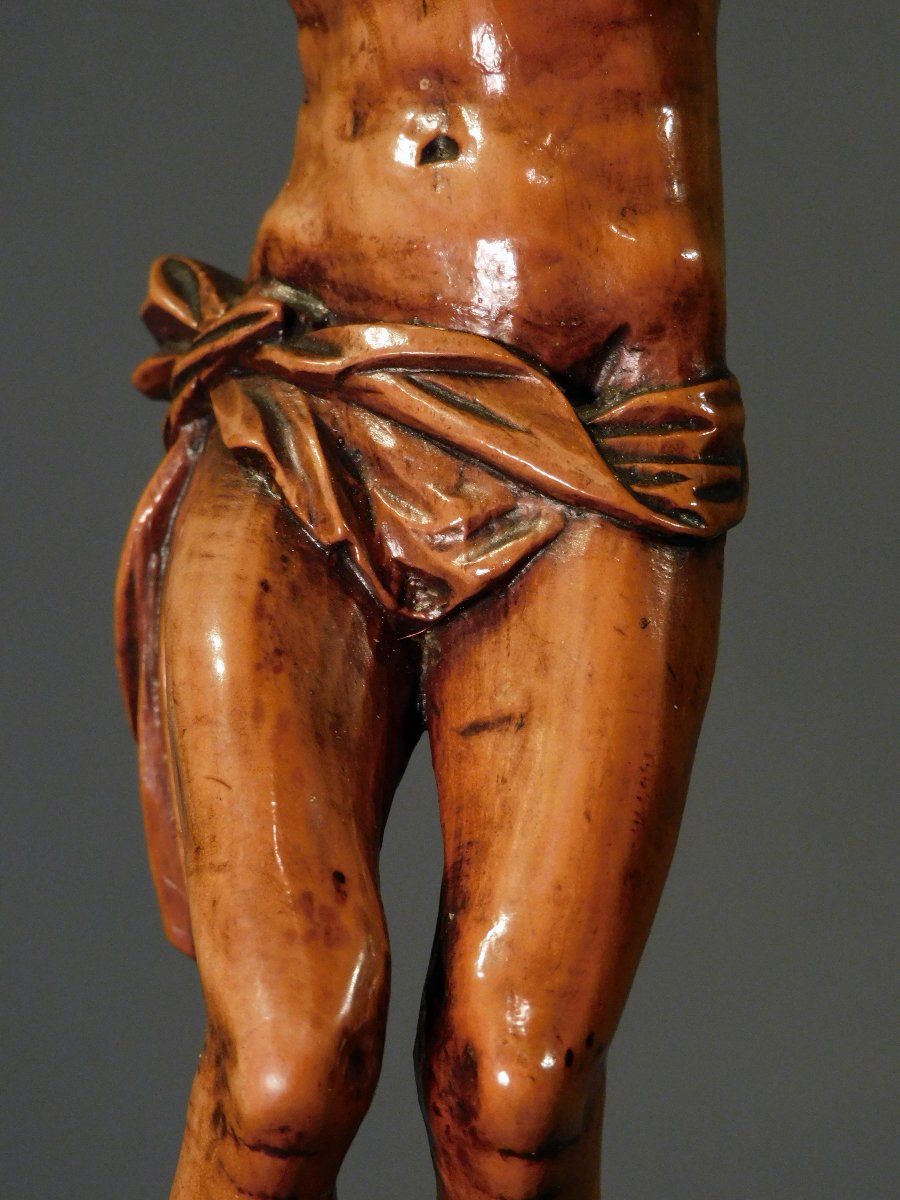 Corpus Christ  en buis sculpté  XVIIIe siécle -photo-8