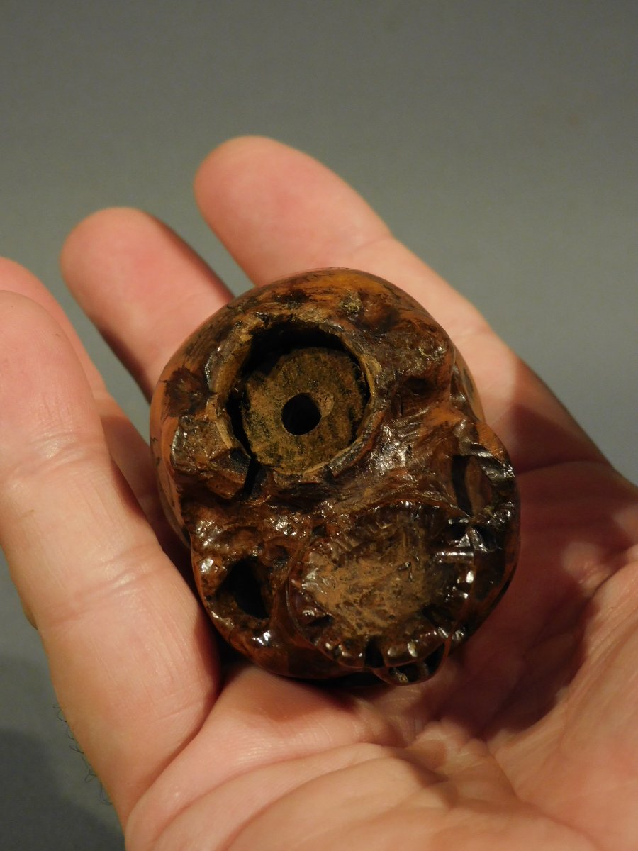 Memento Mori Carved Wooden Skull -photo-5