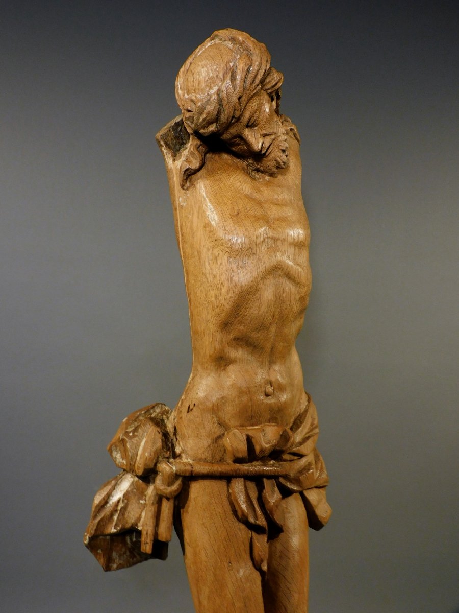 17th-century Carved Wooden Figure Of Christ-photo-3