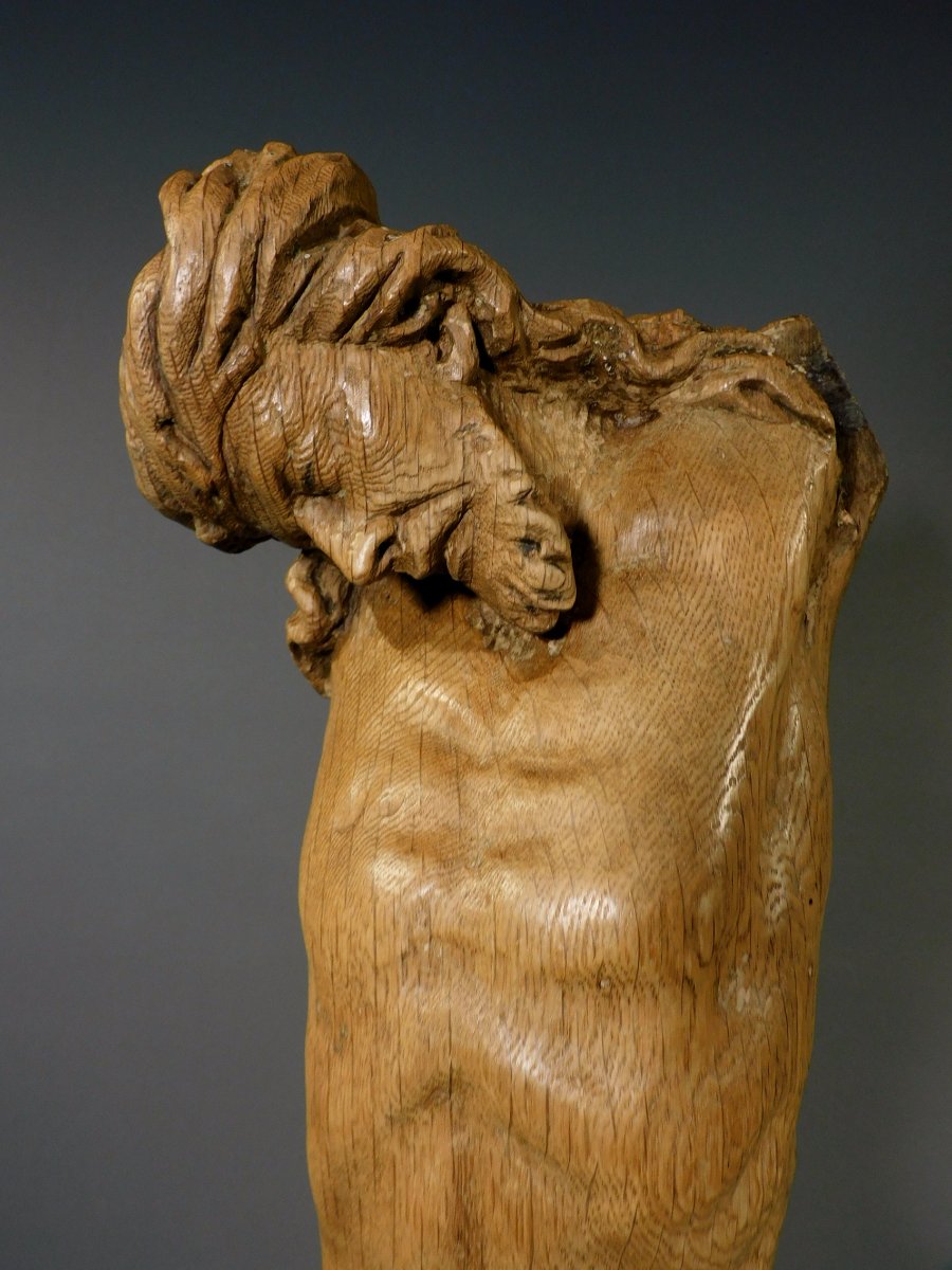 17th-century Carved Wooden Figure Of Christ