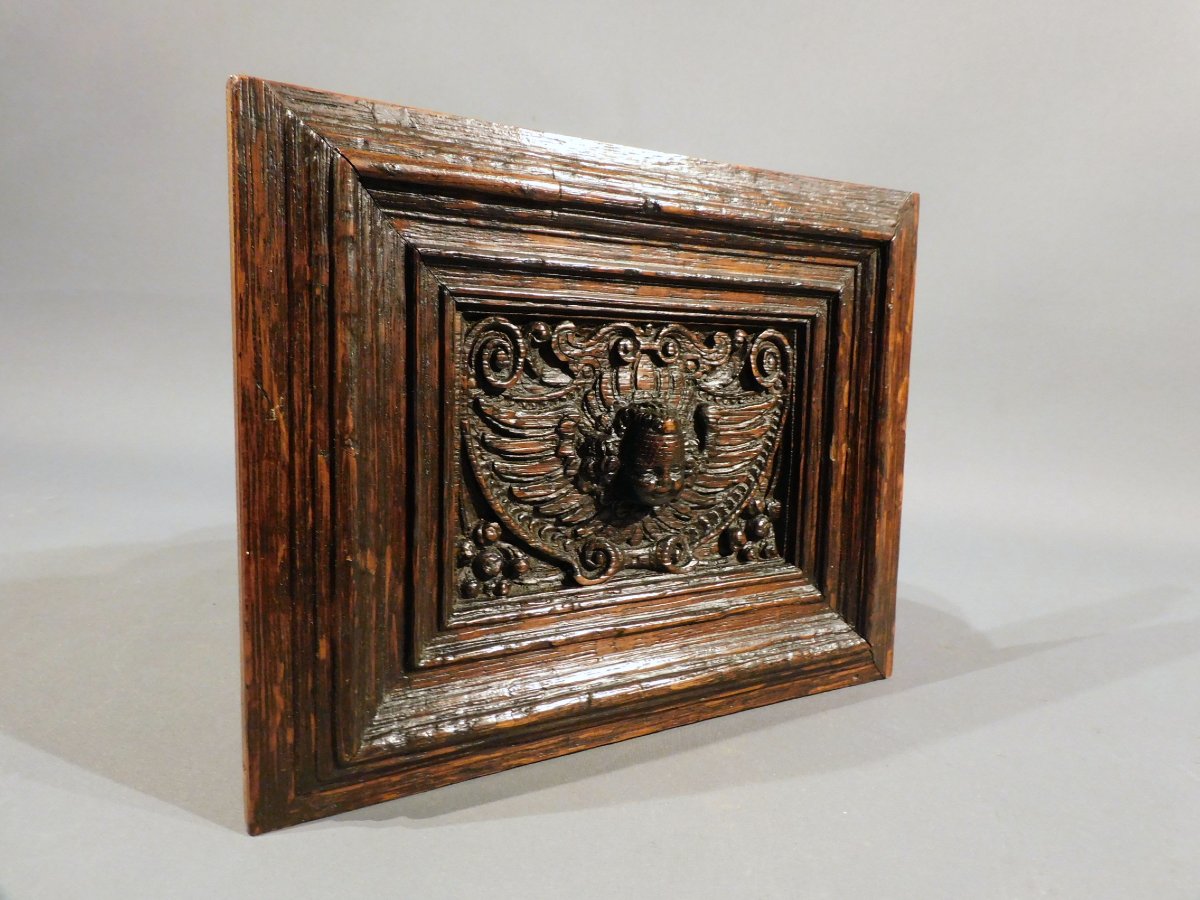 17th-century Wooden Panel Depicting A Putto-photo-2