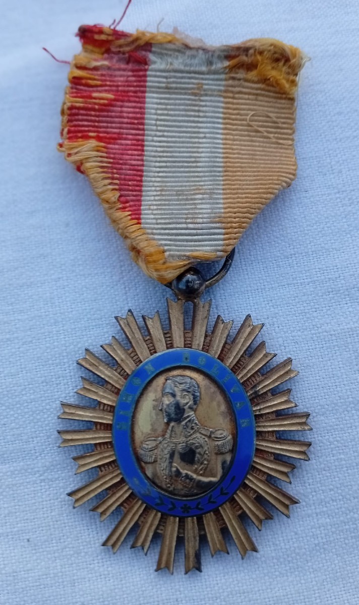Medal – Order Of Simón Bolívar (venezuela)