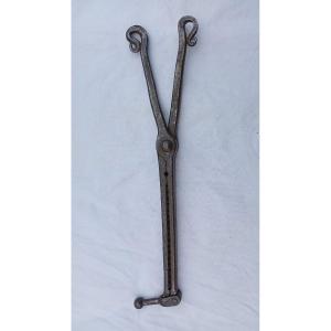 Moule à balle en fer forgé – XVIIIᵉ siècle