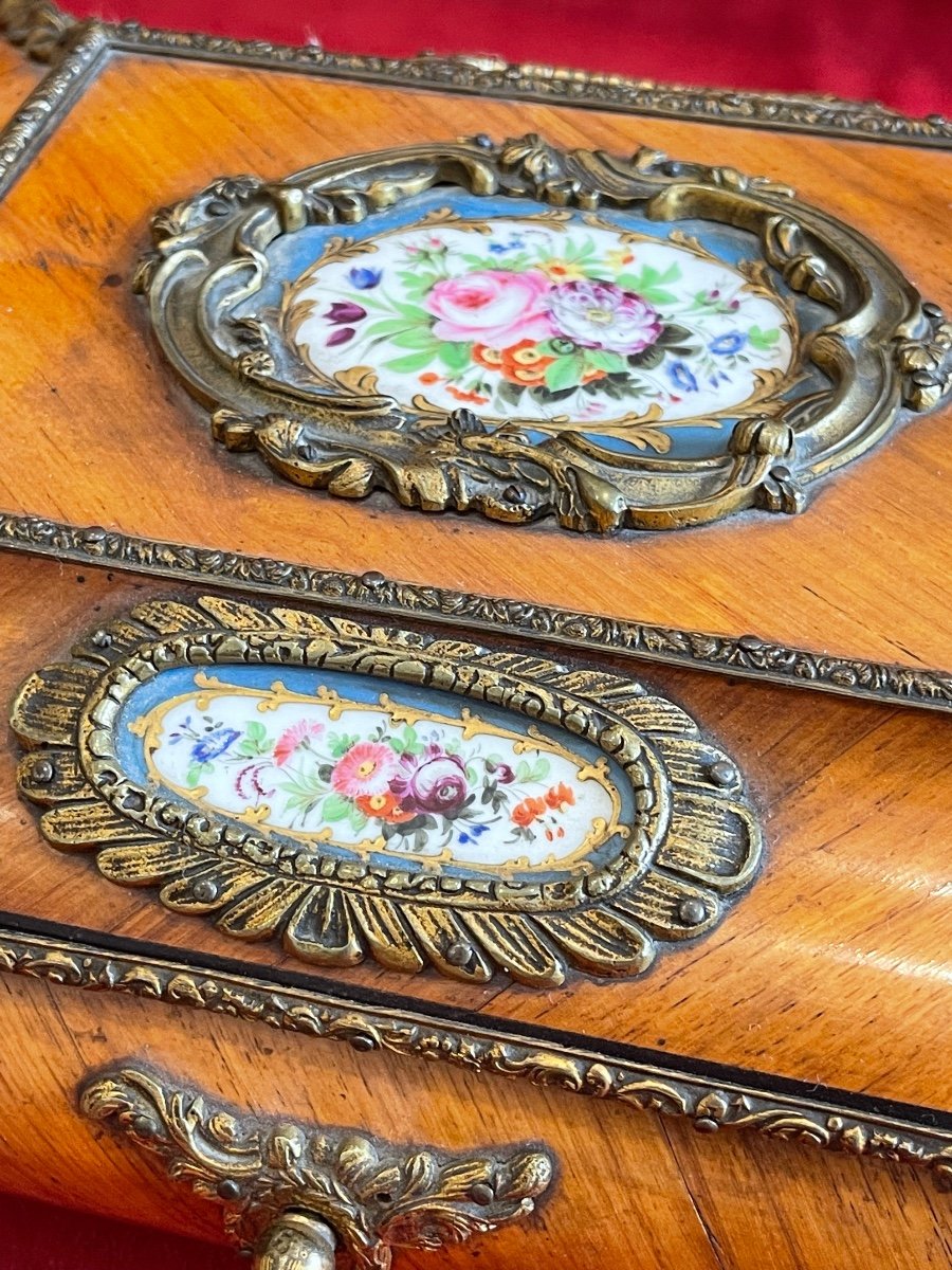 Napoleon III Box In Marquetry & Porcelain-photo-4