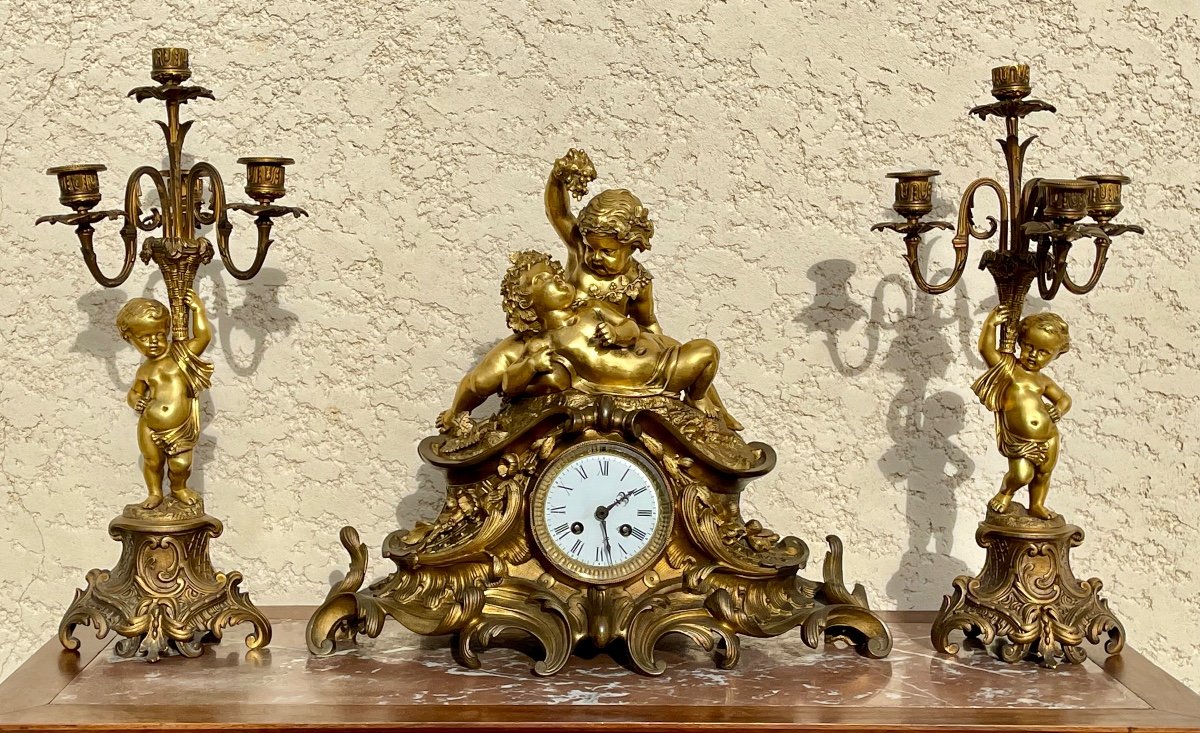 Antique French Gilt Bronze Mantel Clock