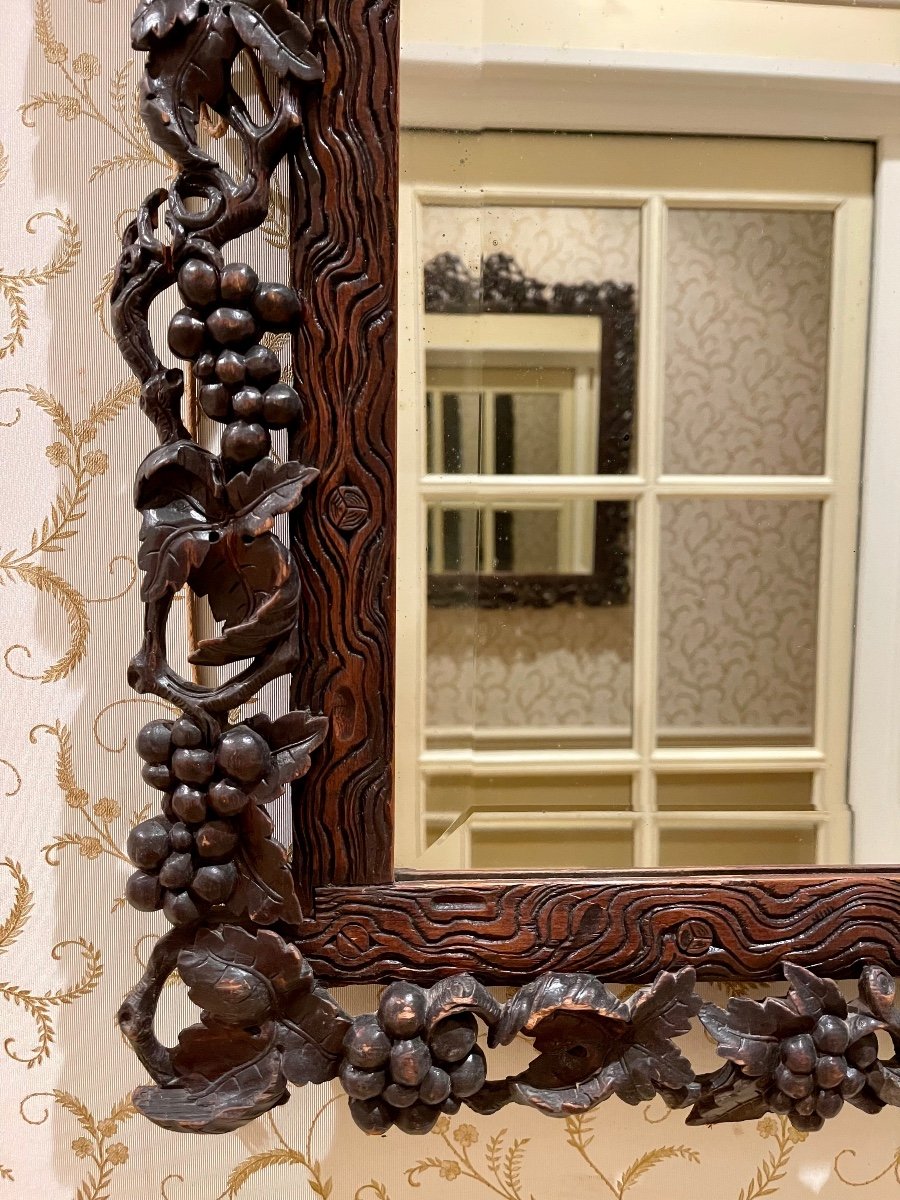 Carved Mirror With Bunches Of Grapes-photo-1