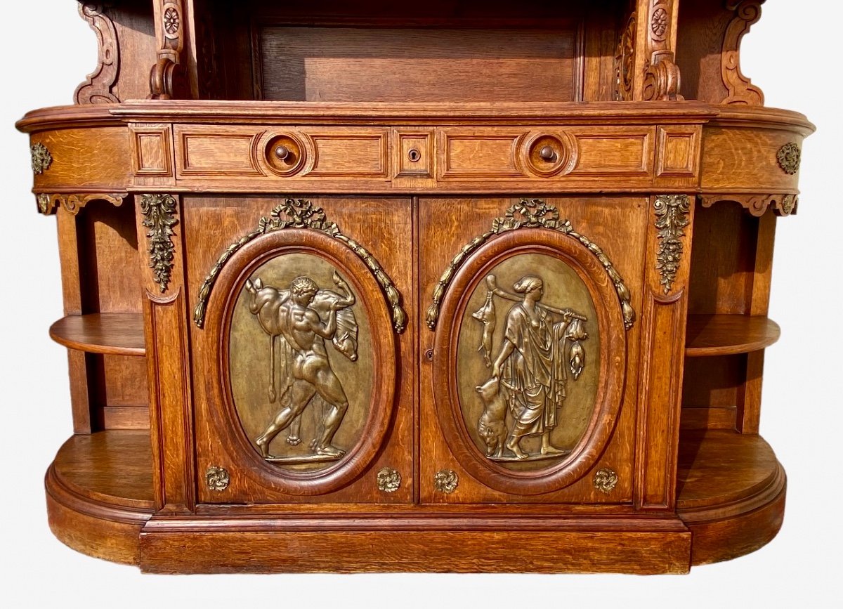 Attr. F. BARBEDIENNE - Buffet en Chêne Style Renaissance -photo-1