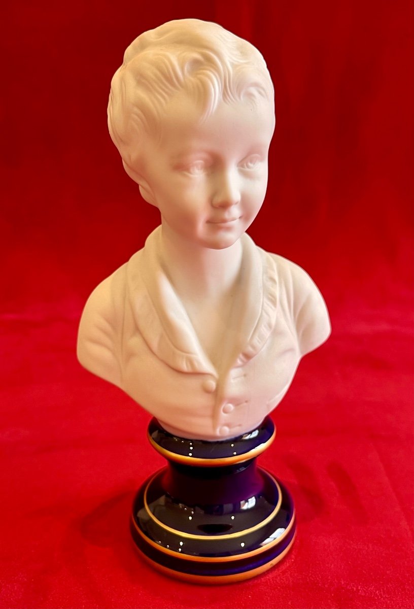 Limoges - Small Biscuit Bust By Alexandre Brongniard After Houdon