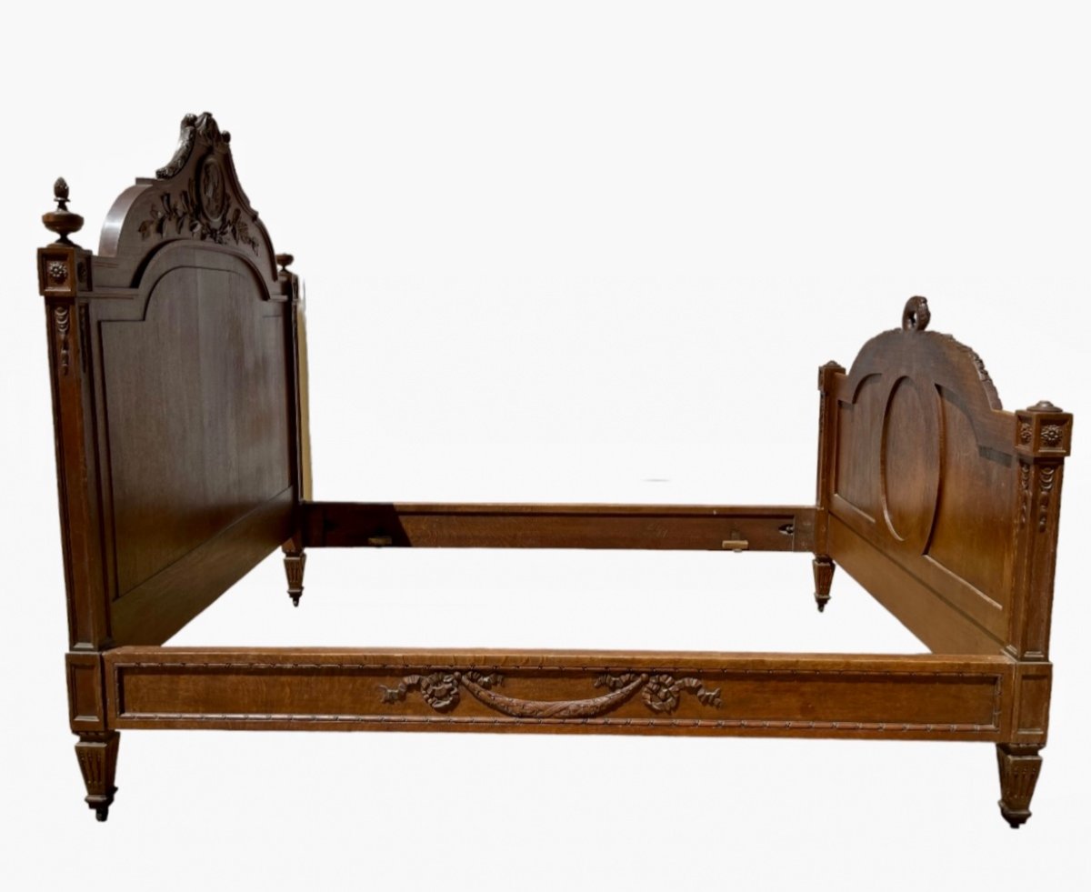 Louis XVI Style Carved Bed-photo-6