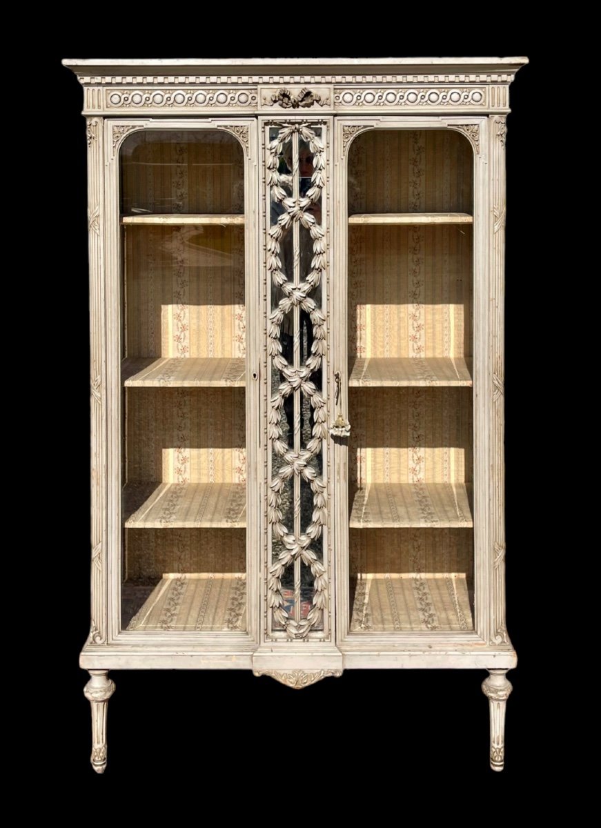Louis XVI Style Carved Lacquered Showcase