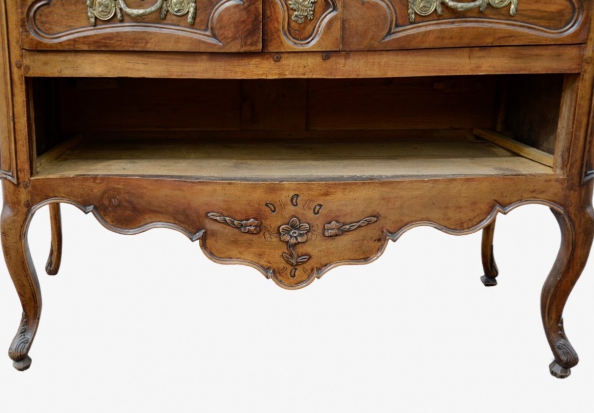 18th Century - Louis XV Period Walnut Chest Of Drawers-photo-6