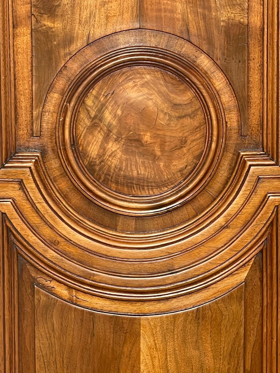 Alsatian Walnut Wardrobe-photo-4