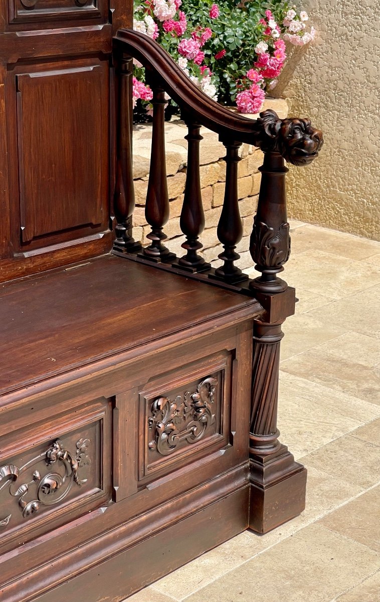 Neo-gothic Castle Safe Bench -photo-2