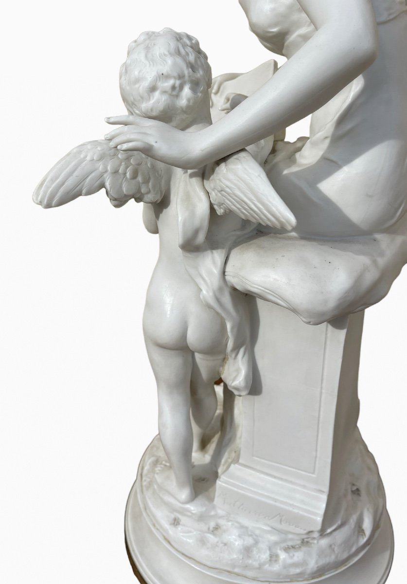 M. MOREAU & Sèvres - Biscuit, Jeune Femme et Putti-photo-3