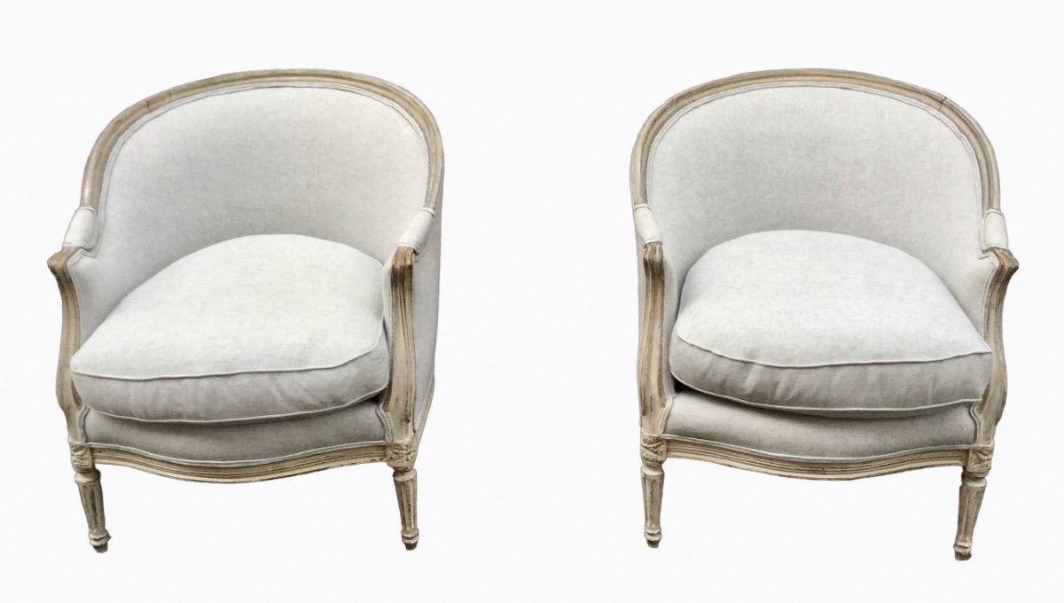 18th Century - Pair Of Louis XVI Period Bergeres 