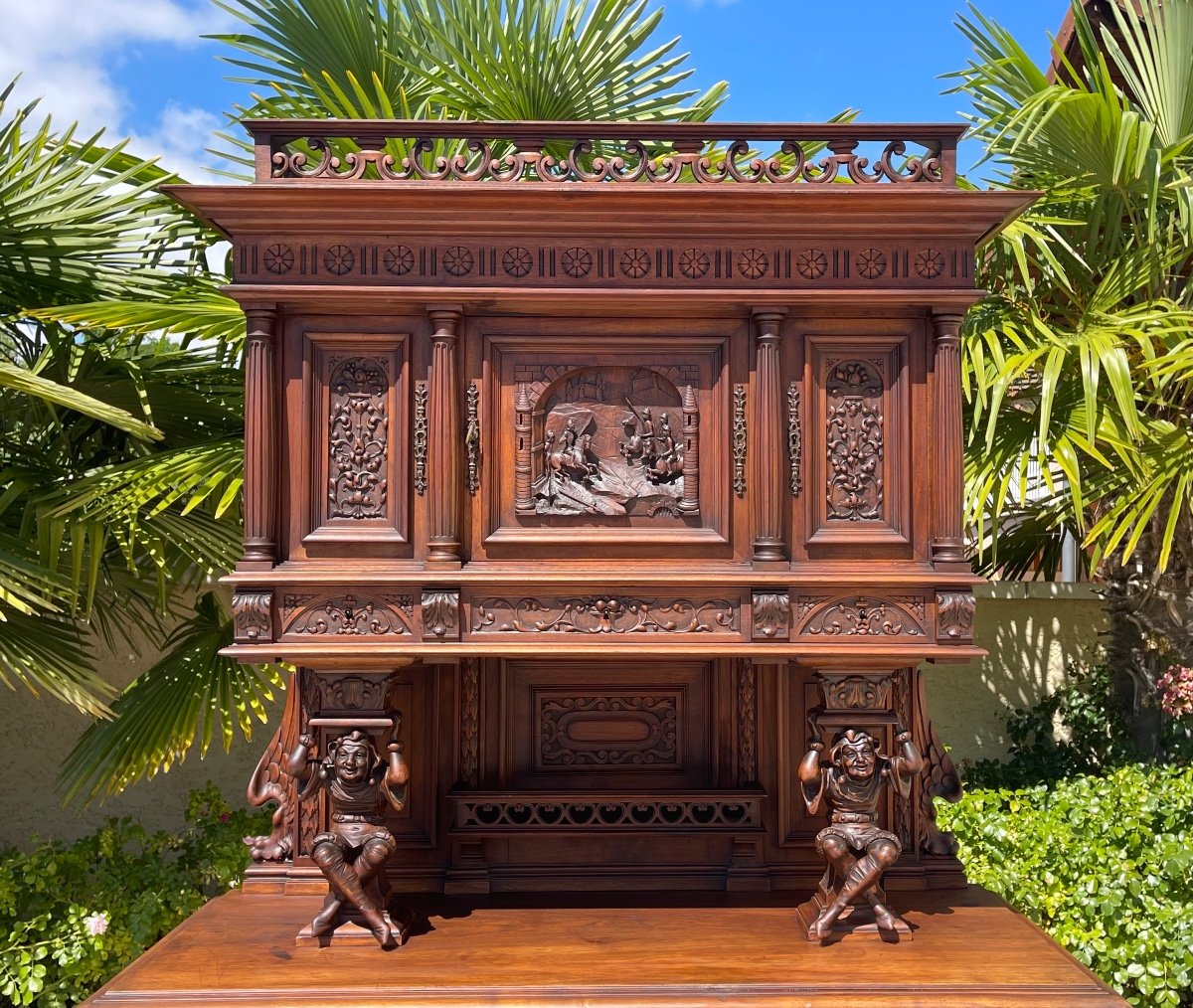 Renaissance Style Carved Walnut Buffet -photo-3