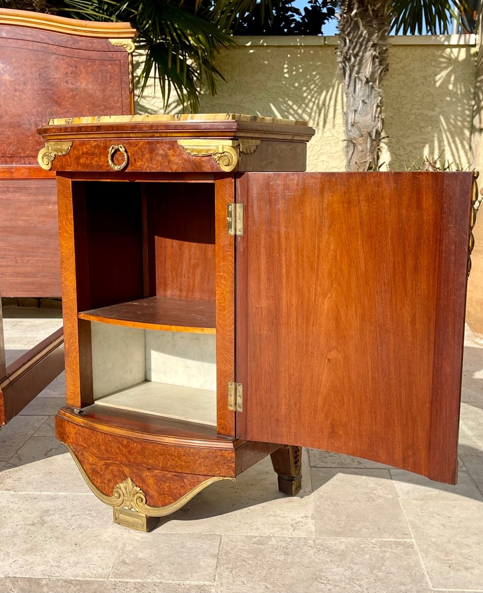 Neoclassical Bed, Bedside Table And Dressing Table -photo-7