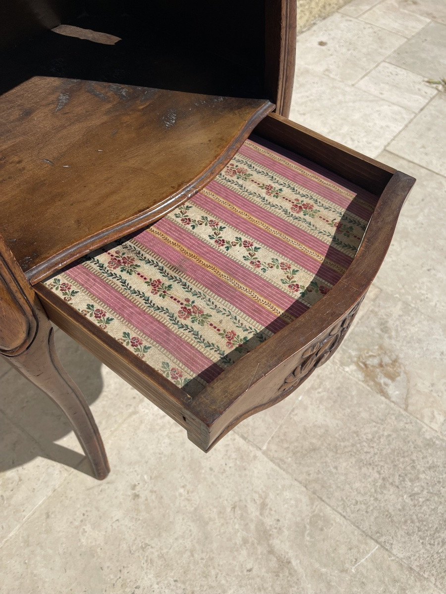 XVIIIth - Louis XV Walnut Bedside Table / Side Table -photo-5