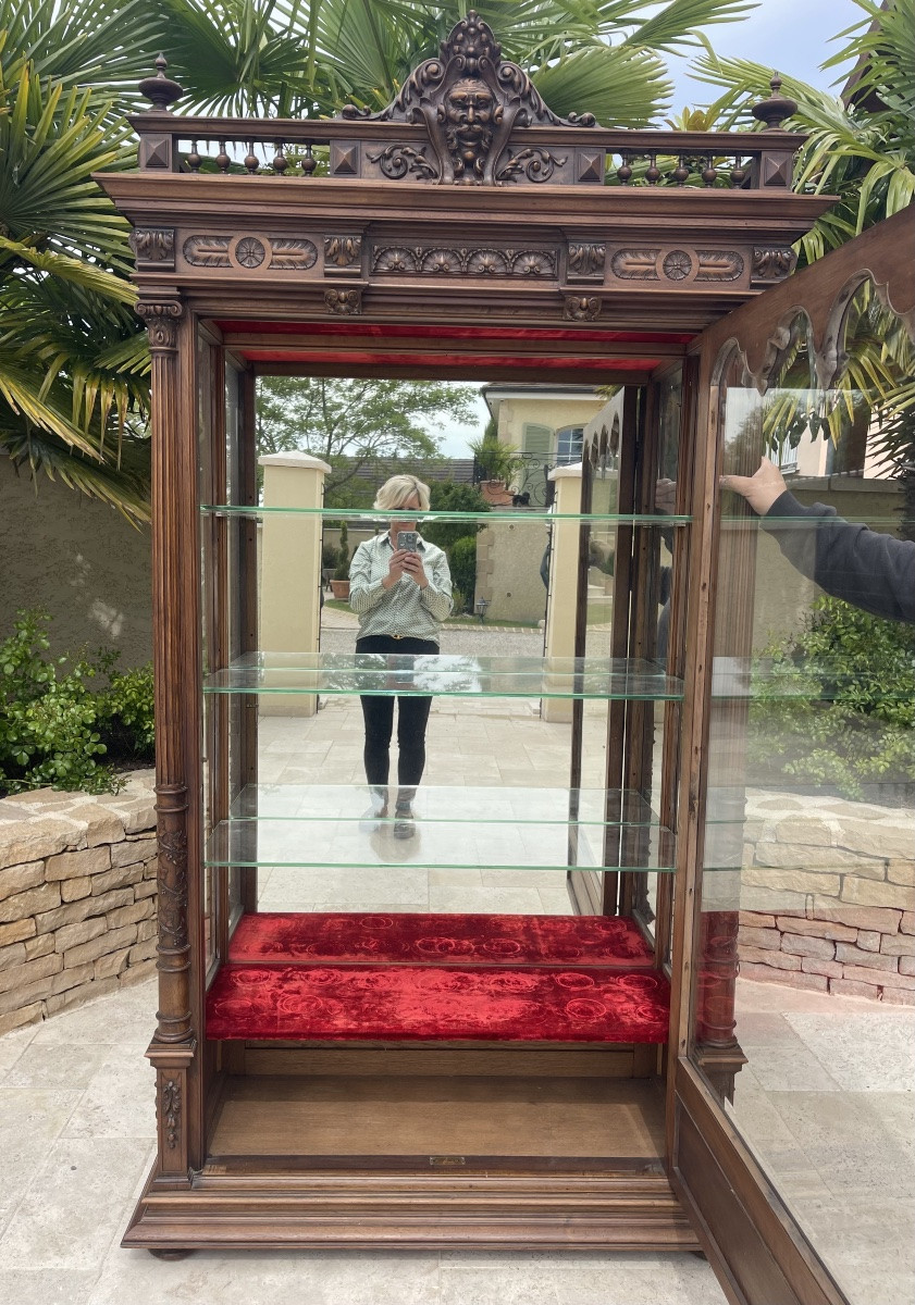 M. CRUYEN - Vitrine en Noyer Renaissance-photo-7