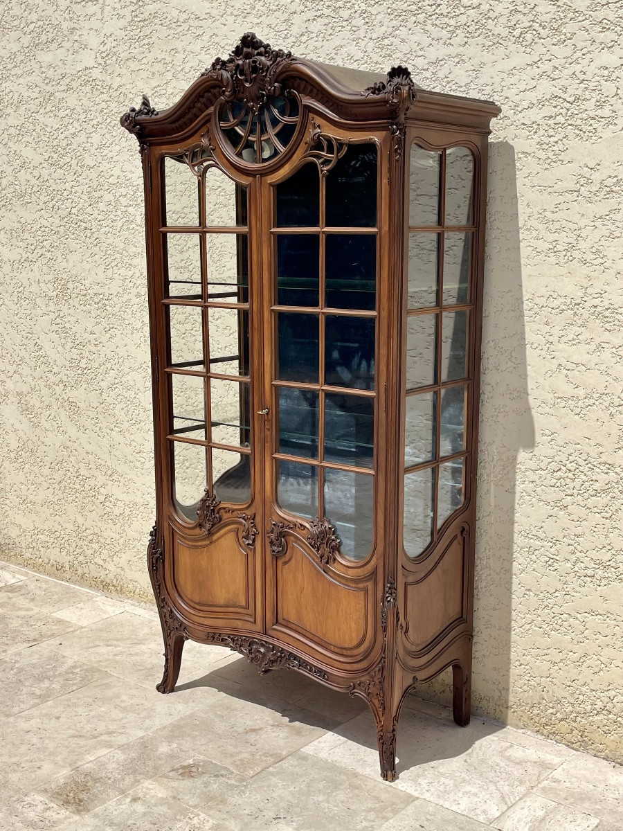 Vitrine en noyer de style Louis XV-photo-3