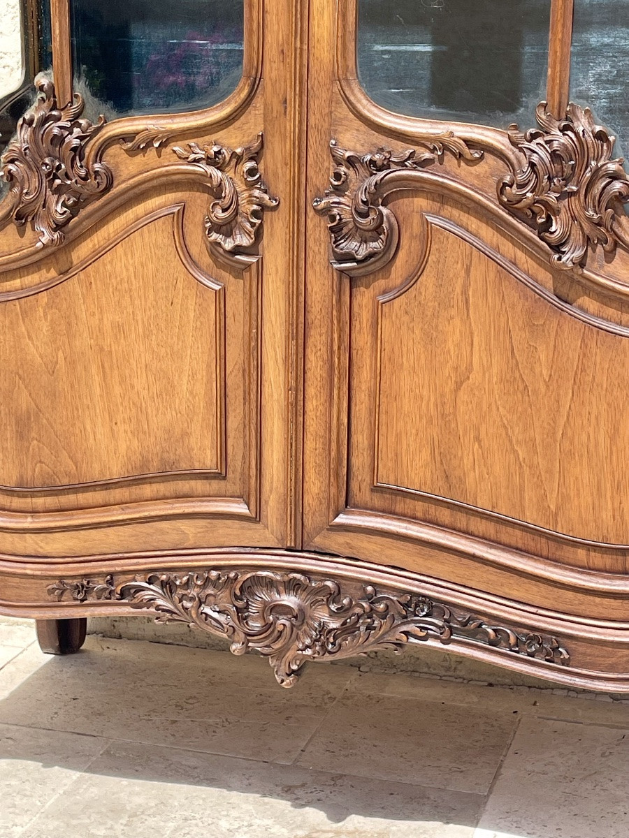 Vitrine en noyer de style Louis XV-photo-3