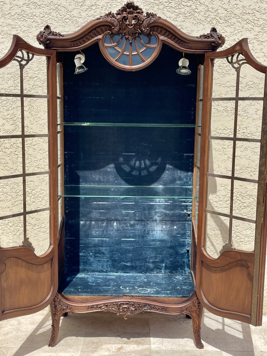 Vitrine en noyer de style Louis XV-photo-7