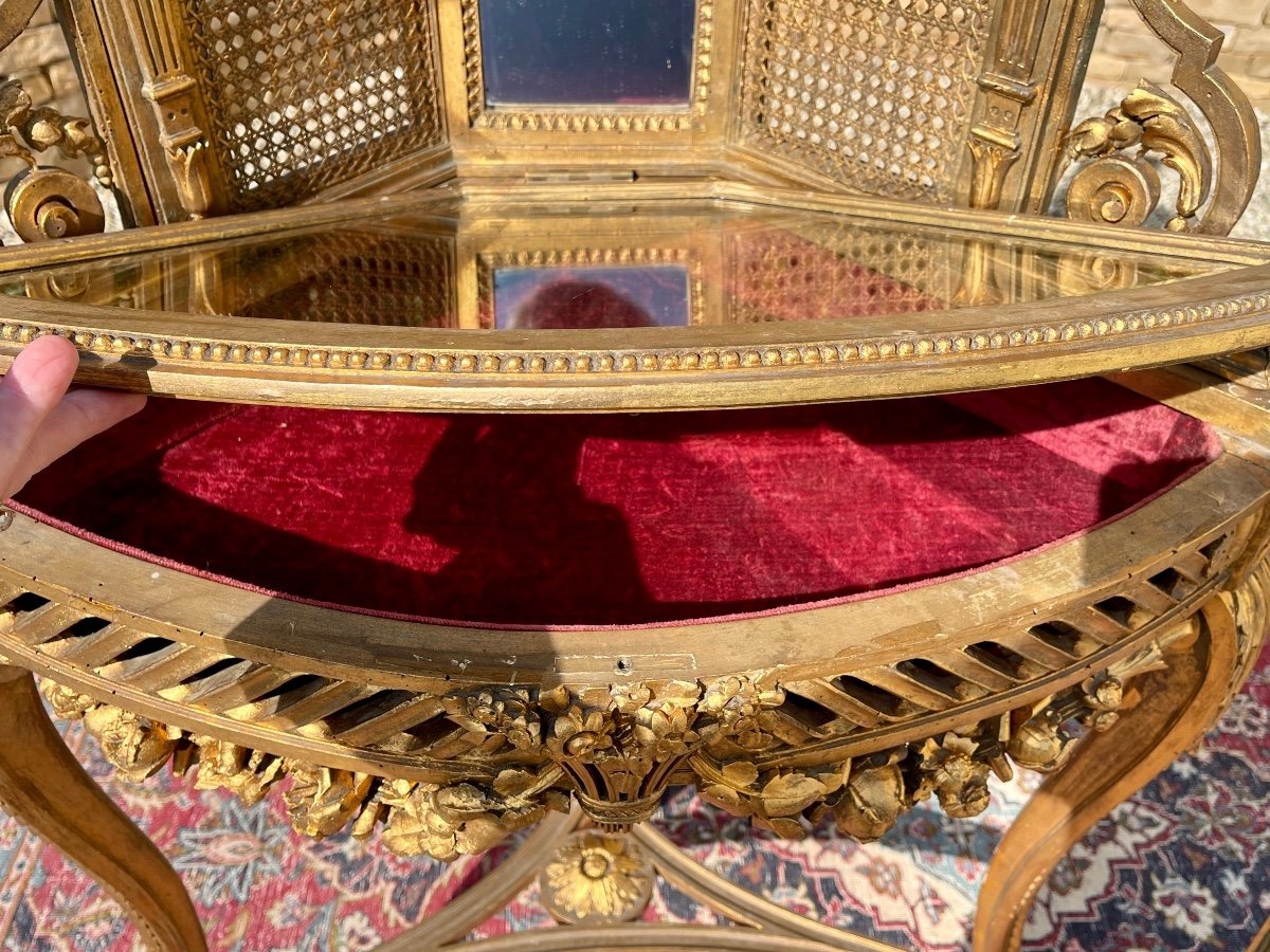 Paire d’encoignures en Bois Doré Style Louis XV -photo-1