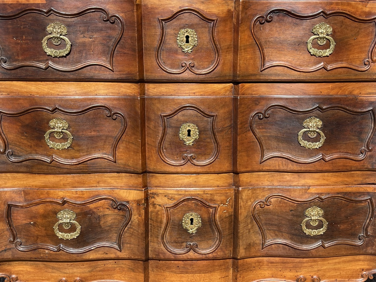 18th Century - Louis XV Period Walnut Chest Of Drawers From Lyon-photo-4