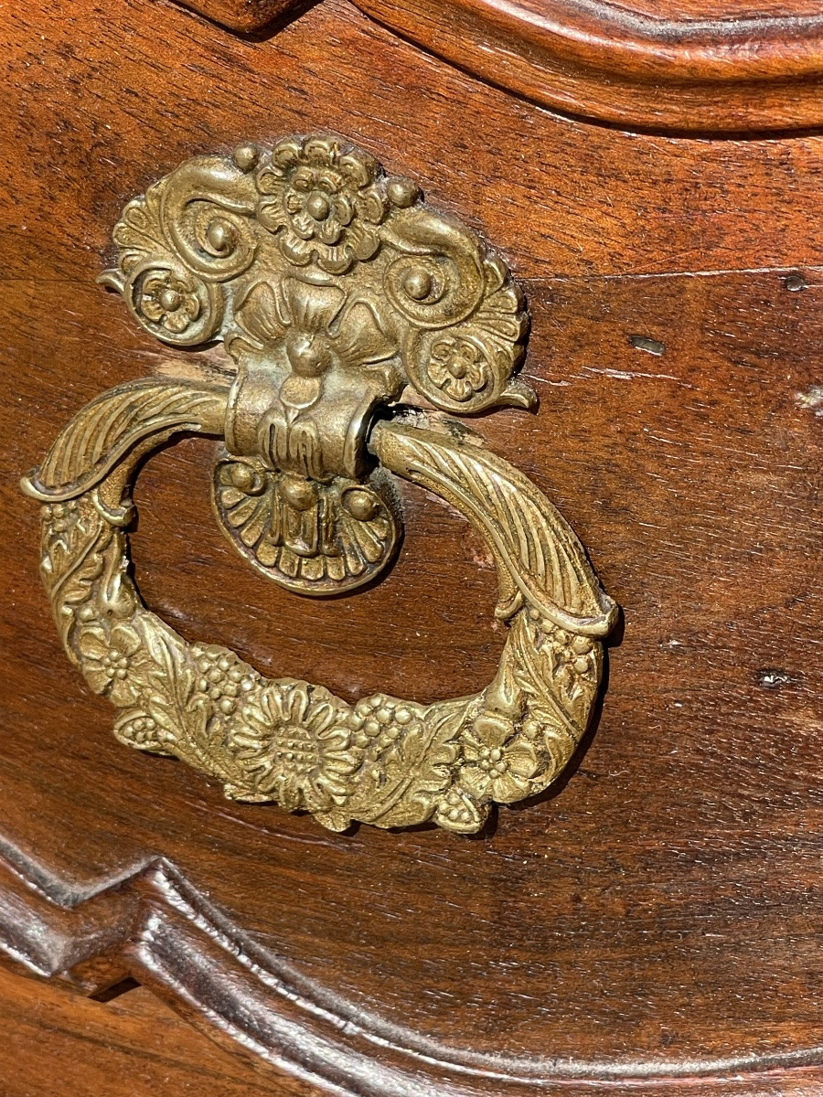 18th Century - Louis XV Period Walnut Chest Of Drawers From Lyon-photo-2
