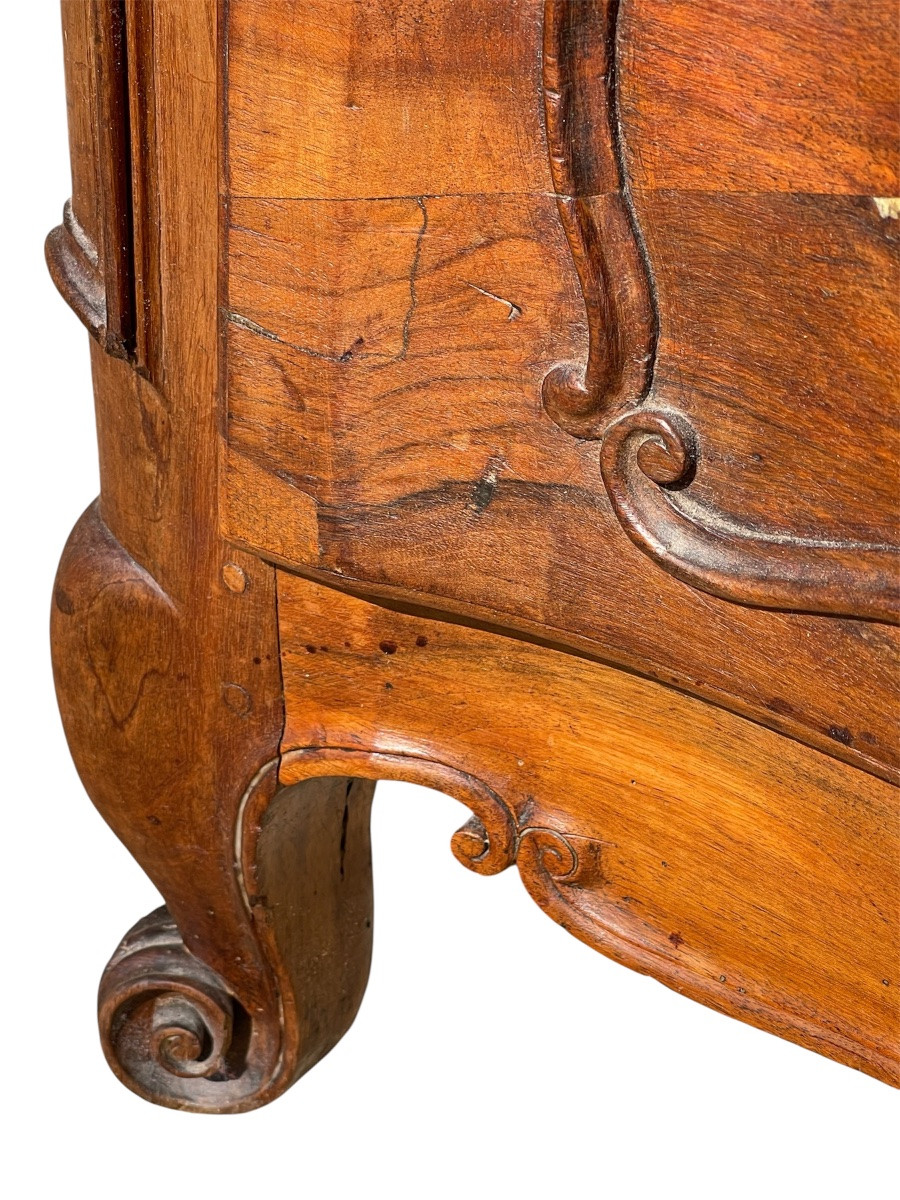 18th Century - Louis XV Period Walnut Chest Of Drawers From Lyon-photo-3