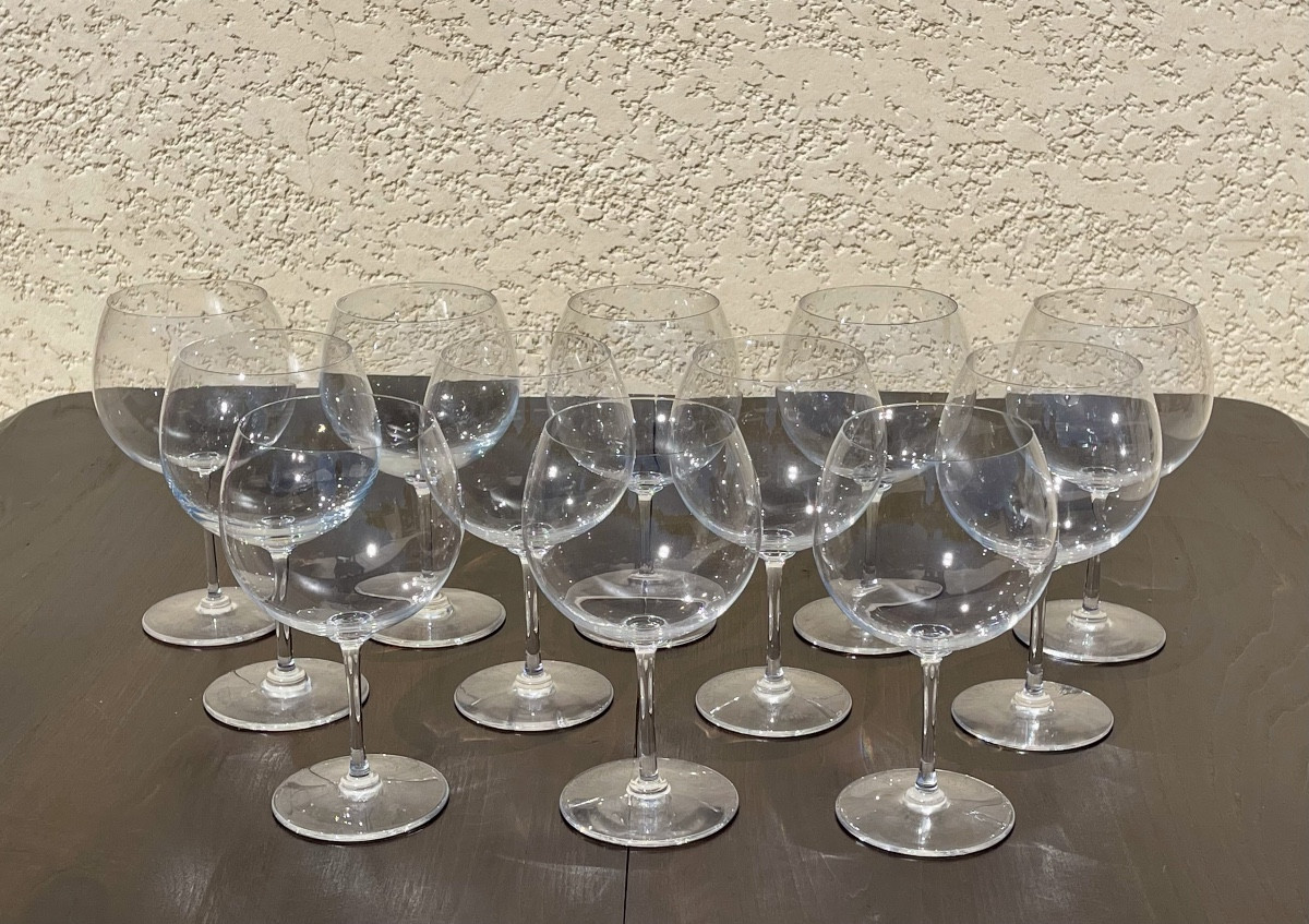 Saint Louis - 12 Large Tasting Wine Glasses 