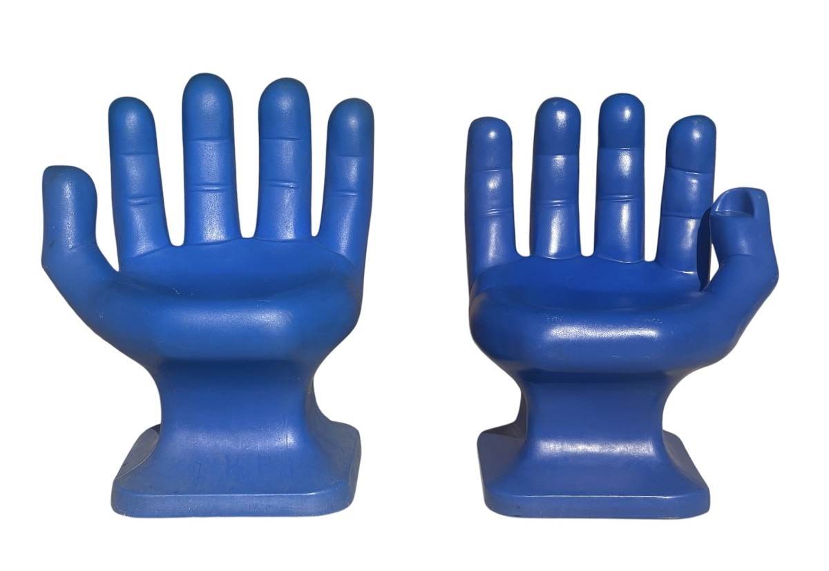 Paire de Chaises Mains Bleues RMIC 