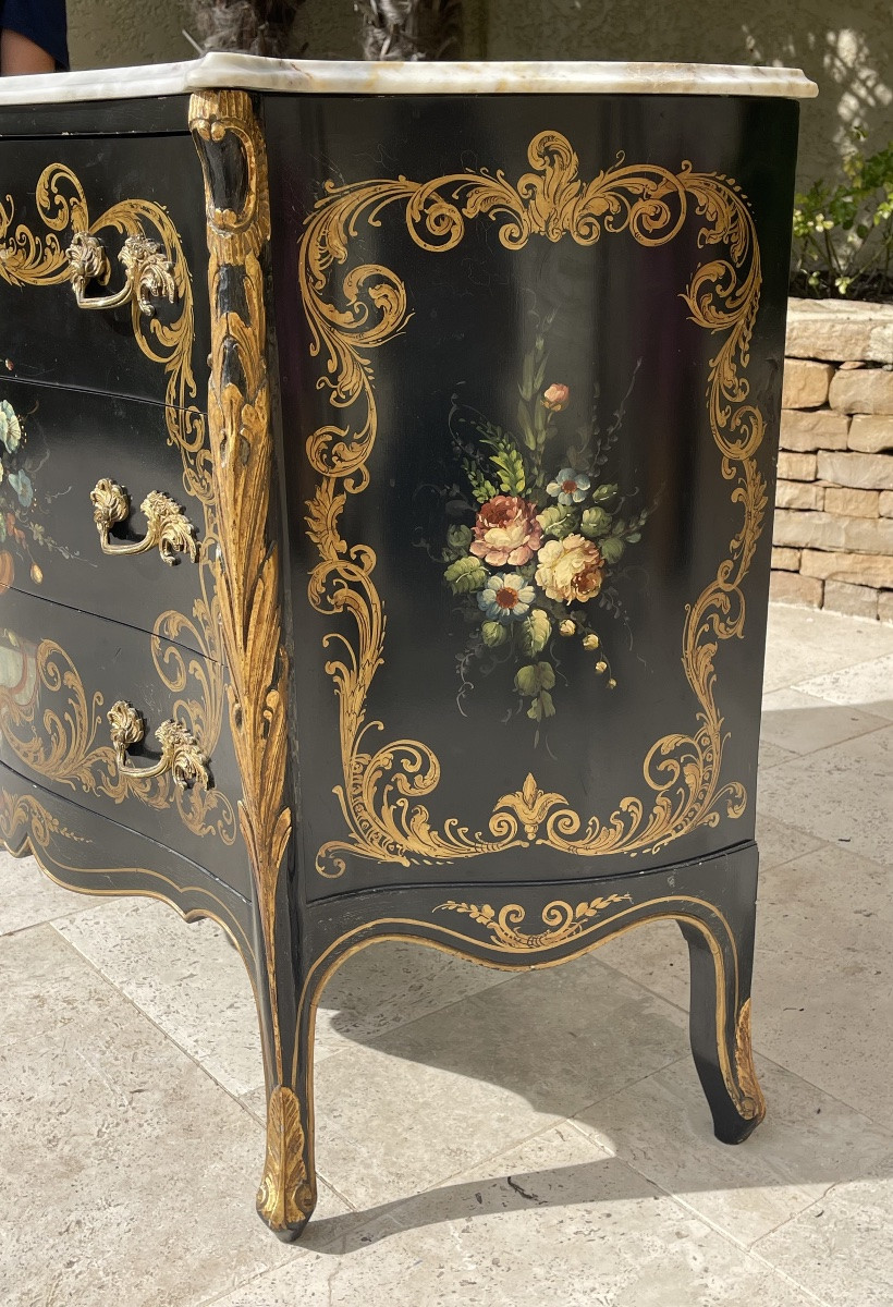 Louis XV Style Painted Chest Of Drawers -photo-4