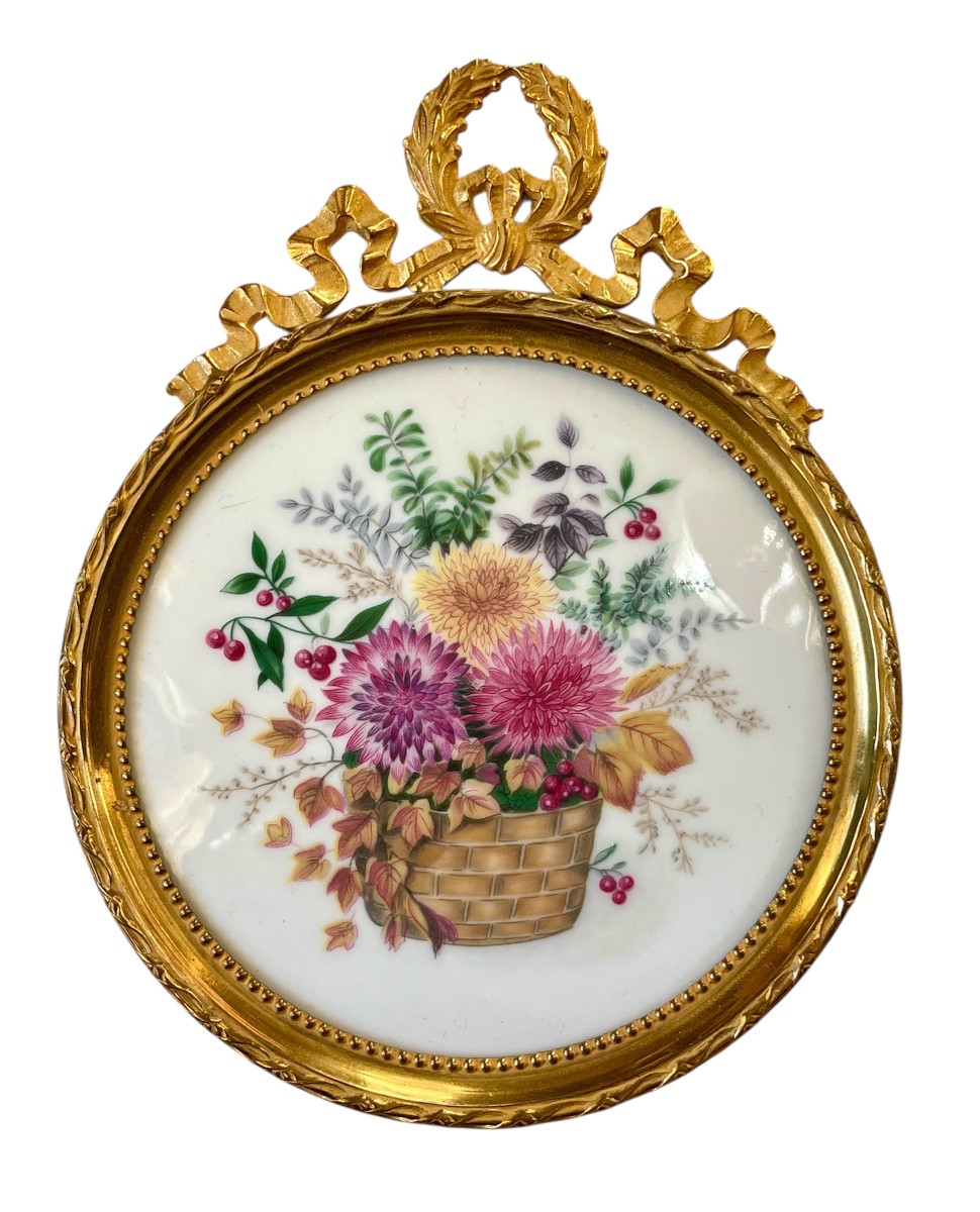 Limoges - Bouquet Of Flowers On Porcelain